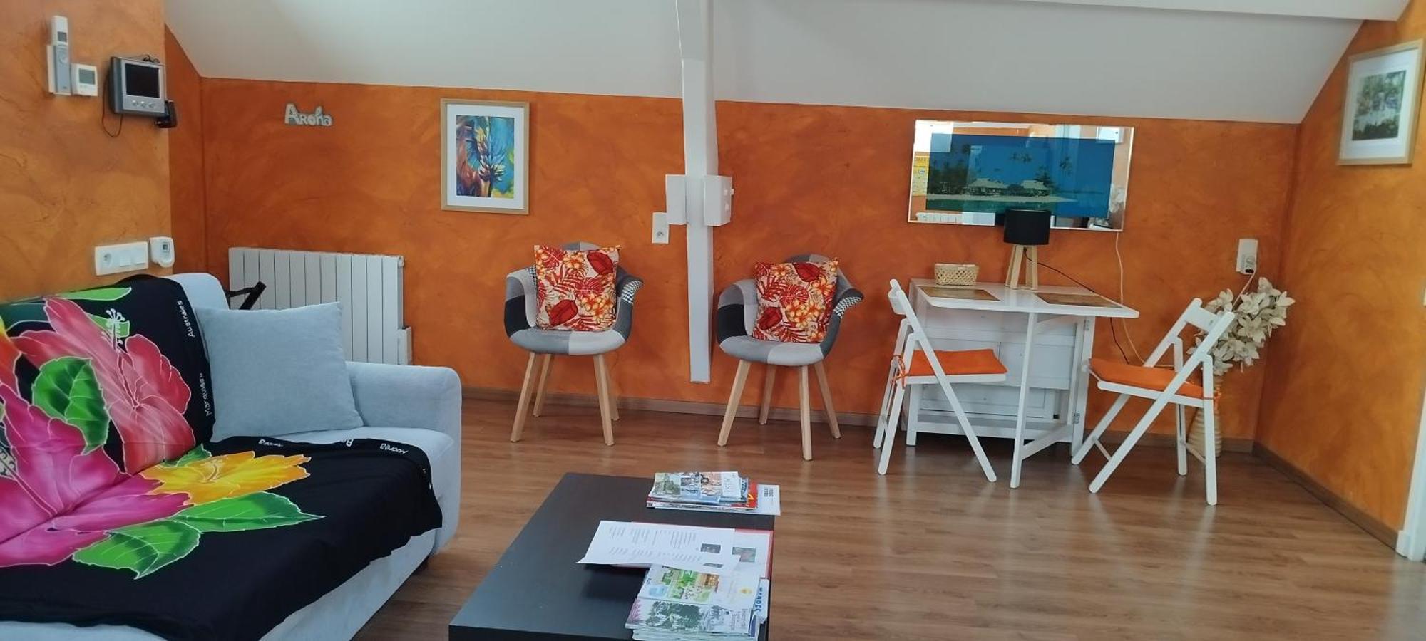 Bienvenue Au Fare Hibiscus Apartment Corrombles Exterior photo